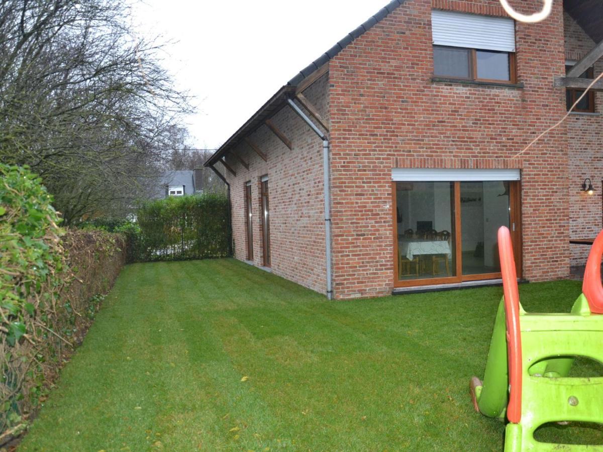 Welcoming Villa In Puivelde With Terrace Garden Barbeque Kültér fotó